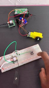 Wireless DC Motor control with 2 Seeed Studio XIAO ESP32C3 boards: L298N DC Motor Driver #arduino #engineering #electronics #arduinoproject #electricalengineer #arduinobeginner #programming #uploadideaswithitamar | Upload Ideas with Itamar