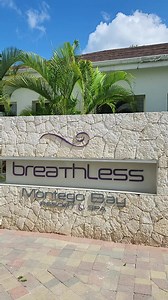 Its a beautiful day to be at the beach 🌞🌞🌞 #breathlessmontegobay #Beachday #HappyHumpday #Vacation | Breathless Montego Bay Resort & Spa