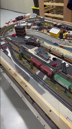 Real nice 4X8 HO Scale layout