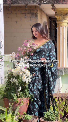 Ashmita Dahal (@ashu_ashmita)’s videos with original sound - 𝘽𝙤𝙡𝙡𝙮𝙬𝙤𝙤𝙙𝙂𝙡𝙞𝙩𝙯𝙮