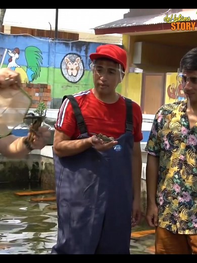 Apatuh yang putus? Di capit lobster kalo panik sudah pasti. Ini tips dari Sepuh lobster guys! #irfanhakim #dehakims #untuksemuaorang #lobster #lobsterairtawar #animallover #Alhamdulillah #lewatberandafyp #fishing #satwaliar #kinglobster #anomali | Irfan Hakim