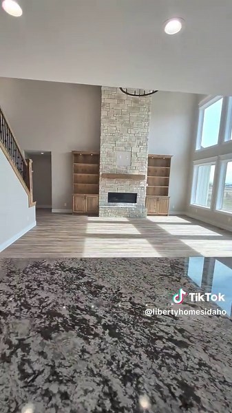 Custom home in Blackfoot! 🏔️🏠 This stunning custom masterpiece is officially complete and ready for its homeowners to move-in! ✨ Ready to start your own custom journey? 🛠️ Don't wait, contact us today to start your very own build and let's design something incredible together! 📞✨ #LibertyHomesidaho #BlackfootIdaho #CustomBuild #NewConstruction