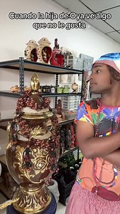 La mirada de una hija de Oya es el reflejo de su estado anímico 🤣 Sin derecho del autor sobre la música de fondo | Yordy Plaza Eleguasito