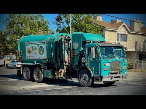 Super Fast LA Sanitation 2009 LNG Peterbilt 320 ASL!