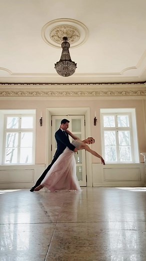 Wedding Dance with Willow Thompson: Slow Waltz