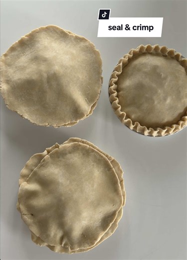 Mastering Homemade Pie Crust Techniques