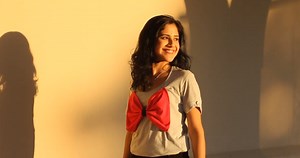 DIY - T-shirt With a Lovely Bow