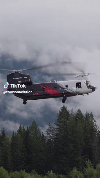 💡Did you know💡Coulson's CH-47 Helitanker can carry up to 3,000 gallons of water or fire retardant - enough to cover an entire football field in a single drop! With its unmatched versatility and lift capability, our CH-47s play a crucial role in our aerial firefighting missions worldwide. #coulsonaviation #ch47