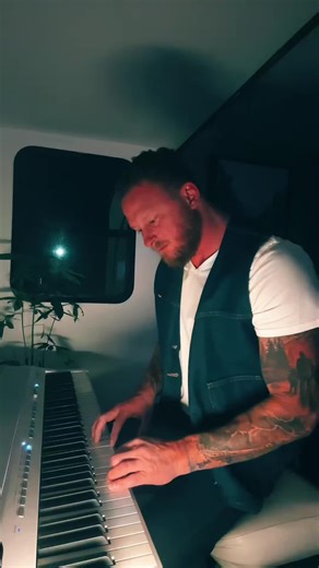 Charles Reynolds (@charlesreyonlds86)’s videos with original sound - Charles Reynolds