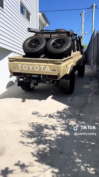 Exploring the Best 4x4 Land Cruiser Rigs in Australia