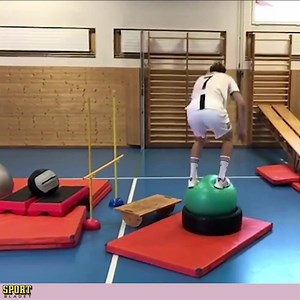 1.7M views · 17K reactions | När marken är lava | Sportbladet | Facebook