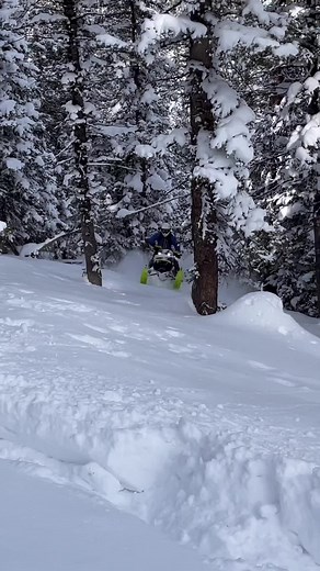 Credit to privledgedpioneer #gen5 #skidoo #polaris #polarissnowmobiles #arcticcat #skidoosnowmobiles #pow #deepsnow #winter #snow #509 #fxr #klim #brap #loudcan #sendit #newsled #ReasonForBooking