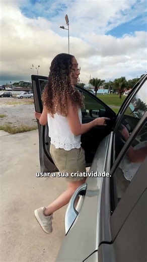 Como a @sarahbonizoli mesmo disse! Se você sempre quis fazer takes diferentes no carro esse vídeo é