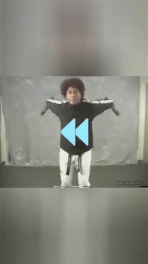 Afro Ninja Attempts Backflip… Gravity Had Other Plans 😂 #funnyfails #AfroNinja #epicfails