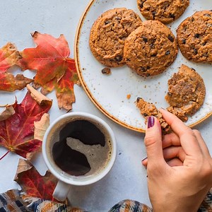 758 reactions · 69 shares | Under 500 calorie meals. Vegan. Gluten-free. Pure comfort food. | Hungryroot | Facebook