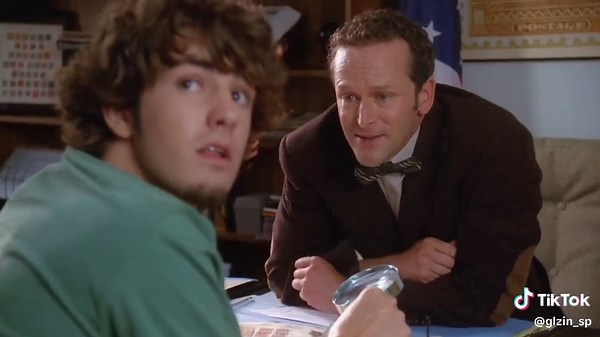 Filme completo | Scooby-Doo - O Mistério Começa *O jovem Salsicha e seu novo cão adotado, Scooby-Doo, juntam forças com Fred, Daphne e Velma para investigar assombrações em uma escola. #scoobydoo #filmecompleto #fyp #fouryou #desenhoanimado