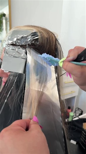 Partial foil placement breakdown 🌞 #blondehair #fyp #hairtutorial #haireducation #hairhacks