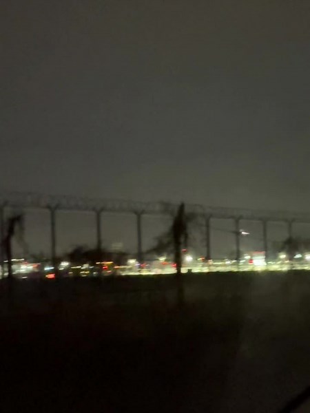 Low Pass F-16 at Warsaw Chopin Airport