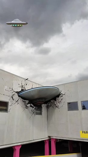 Video di Mitrofan (@ionutmitrofan25) con UFO - Audio Decor Sound Effects