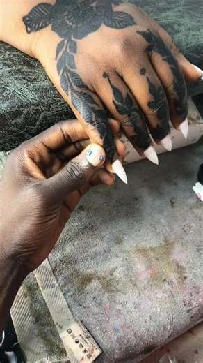 D'Nails_plug on TikTok