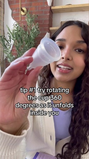 inserting your diva cup in the shower can help you learn the proper positioning to help prevent leaking 🩸💦 #menstrualtok #divacup #menstrualcup #menstruation #periodtok #fyp #tips #edutok