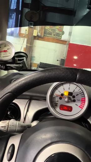 Mini Cooper Rev – The Ultimate Loud Experience