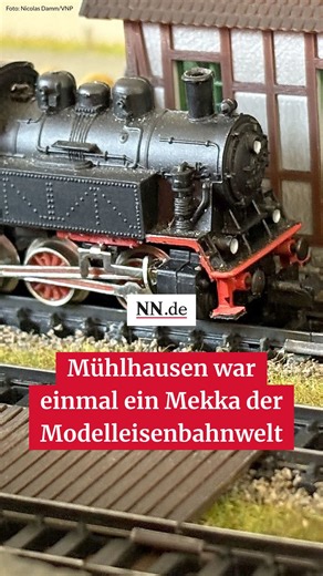 Euch faszinieren Modelleisenbahnen? Und besonders die der „Spur N“? Dann dürft ihr diese neuen Dauer-Ausstellung im Landkreis Neumarkt nicht verpassen. Wir sagen nur „Arnold“! Besonders im Mühlhausener Landl macht es nun bei vielen „Klick“. 🚂 Alle anderen, die jetzt neugierig geworden sind, informieren sich am besten auf www.nn.de/neumarkt (Link in Bio). #neumarkternachrichten #modelleisenbahn #sulzbürg #arnold #spurn | Neumarkter Nachrichten