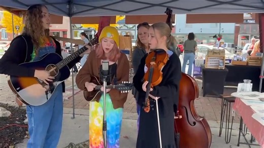 🎶 Happening RIGHT NOW at the C-Street City Market! 🎶 The Ozark Echoes are here this morning filling the market with amazing live music — and it is an absolutely glorious fall day to be out and about! 🍁✨ The weather is perfect, the vendors are set up, and the whole market is buzzing. Come soak up the sunshine, enjoy the music, and support your local farmers, artisans, and makers. 🌻🧺 Grab a friend, grab a coffee, and come on down to the C-Street City Market — you won’t want to miss this morni