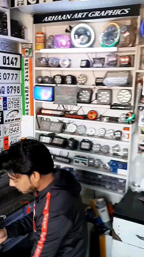 Nasir hussin on Instagram: "Bullet graphics 😎👌 . #bulletlovers #bulletmodifications #bullet350 #bulletlogo"