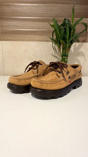 Kickers Genuine Moccasins on Reels