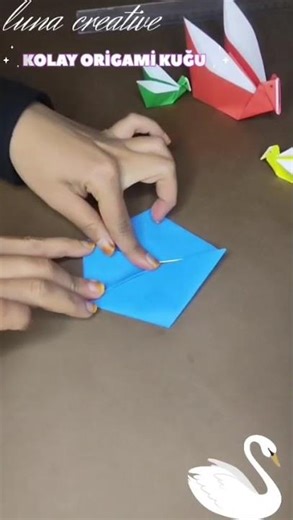 “1 Dakikada Origami Kuğu Yapımı! 🦢✨ (Çok Kolay)” #origamikuğu #kagitsanati #shorts #kuğu #paperart