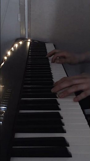 【ピアノ】me me she/RADWIMPS 弾いてみた。#memeshe #radwimps #piano #ピアノ #耳コピ #おすすめにのりたい #shorts #fyp #独学