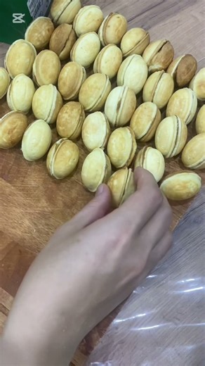Домашние орешки со сгущёнкой
