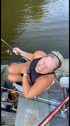 220K views · 2.1K reactions | Bill Dance can you come show her how to cast!? #dalandrylife #landrys #swamppeople #JacobLandry #troylandry #bassmaster #fishstick Da Landry Life Duffy’s Gas Station Warthog Sharpeners USA Troy Landry YETI Love The Landry's ( Swamp People ) Fan Group SWAMP PEOPLE - "Treeshakers" | Jacob Landry (swamp People) | Facebook