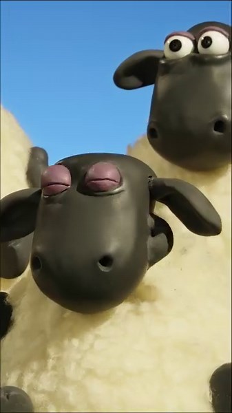That last brain cell trying to get us through the rest of the working week...😂 | Shaun the Sheep