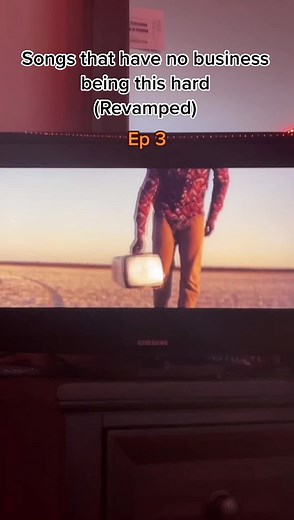 hood classic #songsthathavenobusinessbeingthishard #amiwrong #nicoandvinz #nostalgia #nostalgicsongs