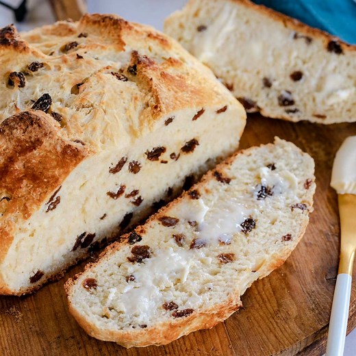 12K views · 226 reactions | RECIPE ➡️: https://www.momontimeout.com/irish-soda-bread/ This easy and delicious Irish Soda Bread is soft and tender with a touch of sweetness - definitely a family favorite! Quick and easy to make, this Irish Soda Bread recipe takes under an hour from start to finish and is amazing on it's own or with a touch of butter. | Mom On Timeout | Facebook