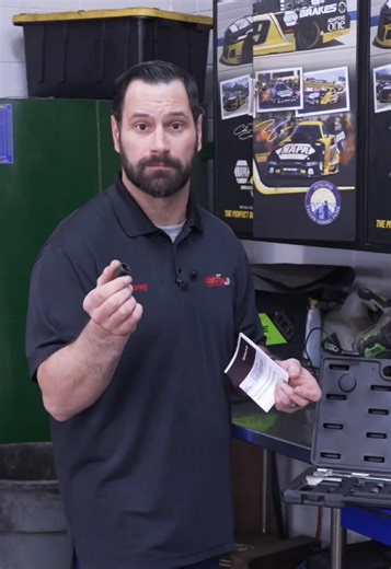 Stripped threads? Not anymore. The @Carlyle Tools Spark Plug Insert Replacement Set makes repairing 2-valve Ford Triton engines fast and simple. #autotools #autoparts #sparkplugs #autorepair
