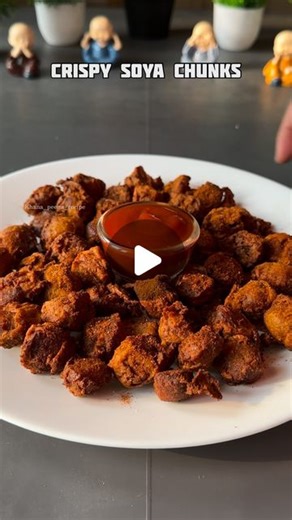 Mansi Chaudhary on Instagram: "Crispy Soya Chunks Recipe ⬇️ *RECIPE* 1. Take one bowl soya chunks and soak in water till it becomes soft. 2. Squeeze the water from soya chunks. 3. Take curd in a bowl and add 1 tbsp kashmiri red chili powder, 1 tbsp haldi powder, 1 tbsp coriander powder, 1 tbsp salt, 1 tbsp garam masala along with ginger garlic paste and 2 tbsp corn flour. 3. Fry in hot oil till it becomes crunchy. 4. Add peri peri masala and enjoy. Please follow @khana_peena_recipe for more reci