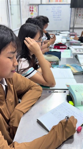 Practice Speaking with KET Class: AMA Session