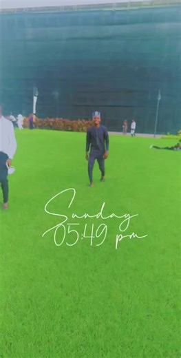 Vidéos de François 1er (@francois.1er) avec son original - François 1er