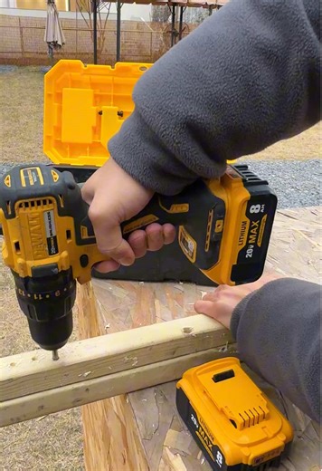 Top Dewalt Batteries for Your Power Tools