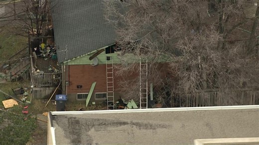 Crews respond to Brampton house fire