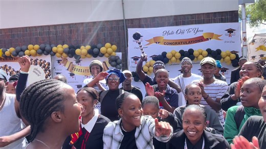 UFS Graduations❤️🤍💙🥳🎓 #xhosatiktok #xsa #ufs #graduations #kovsie #students #traditional #foryoupage #fyp #xhosanation