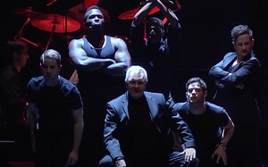 【Chicago/芝加哥】【Jeremy Jordan,Ben Platt,Leslie Odom Jr.等人】- "Cell Block Tango"