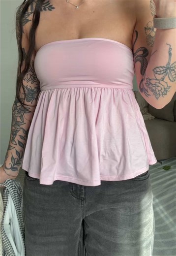 The Perfect Tube Top for Summer: Stylish and Comfortable