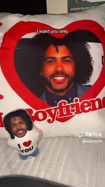 Exploring the Hamilton Musical Characters and Themes