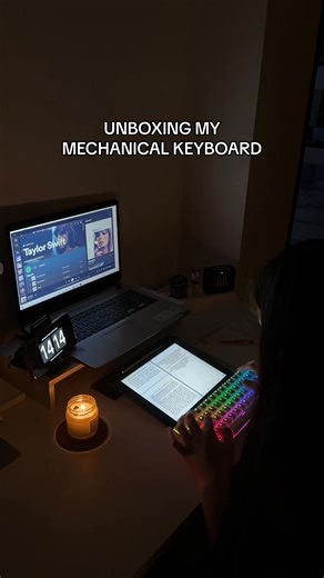 Unboxing My Bluetooth Mechanical Keyboard: RK61 Review