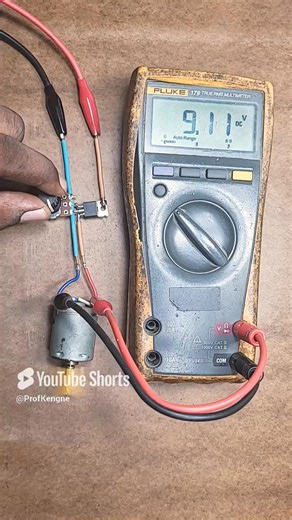 Alimentation Variable de Laboratoire a MOSFET F1010E, 0 → 60V, 0 → 81A, 1 sortie 170W | Ibrahim Eric