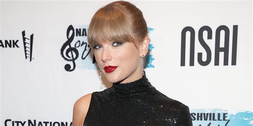 Taylor Swift Reveals Joe Alwyn Relationship Origin Story in Her "Mastermind" Song